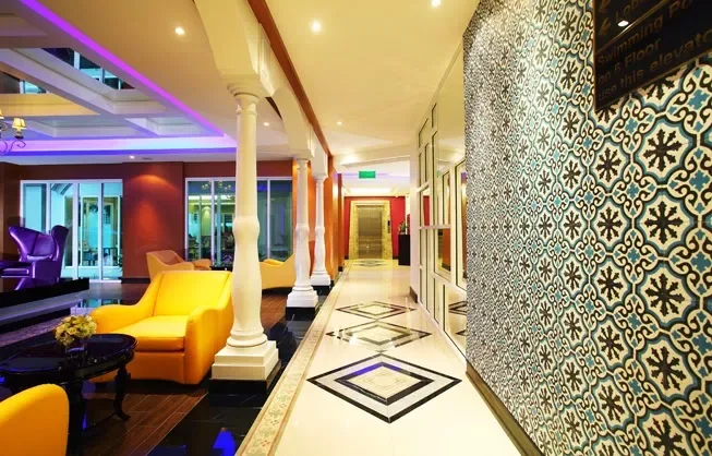 Guest Lobby