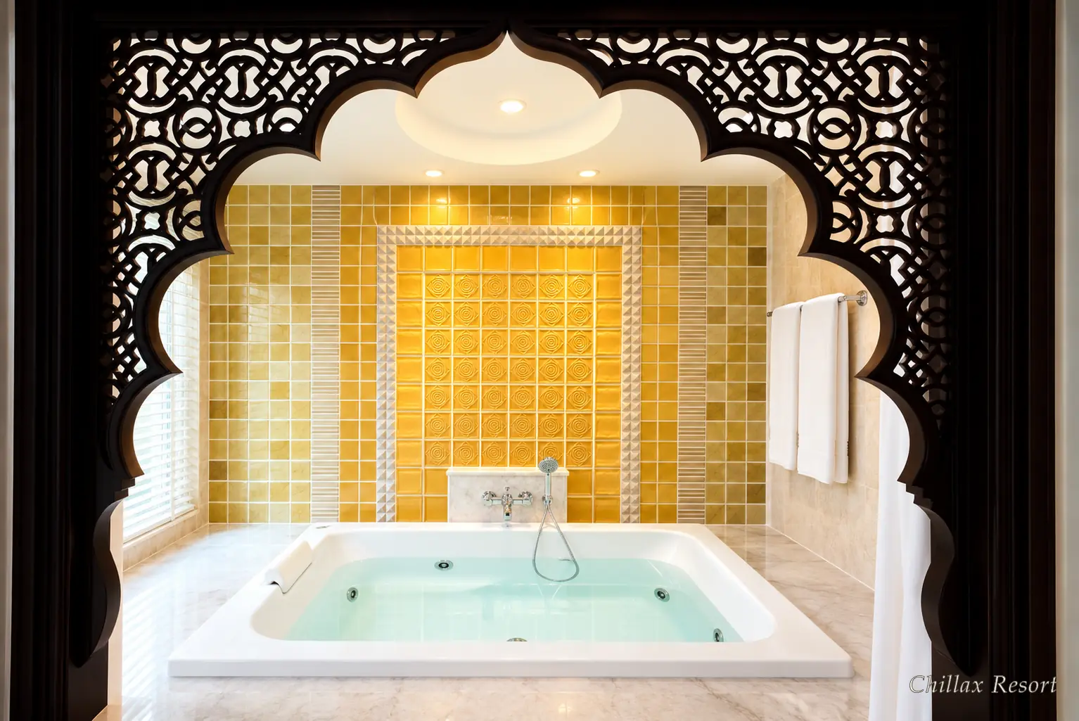 Premier Room at Chillax Resort Bangkok — view 3