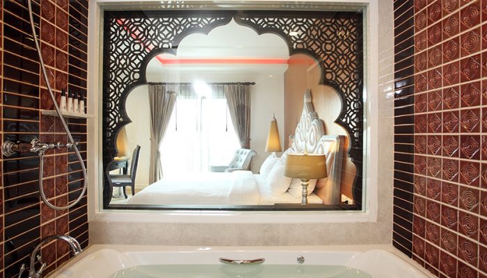 Hotel with Whirlpool bath rooms Bangkok